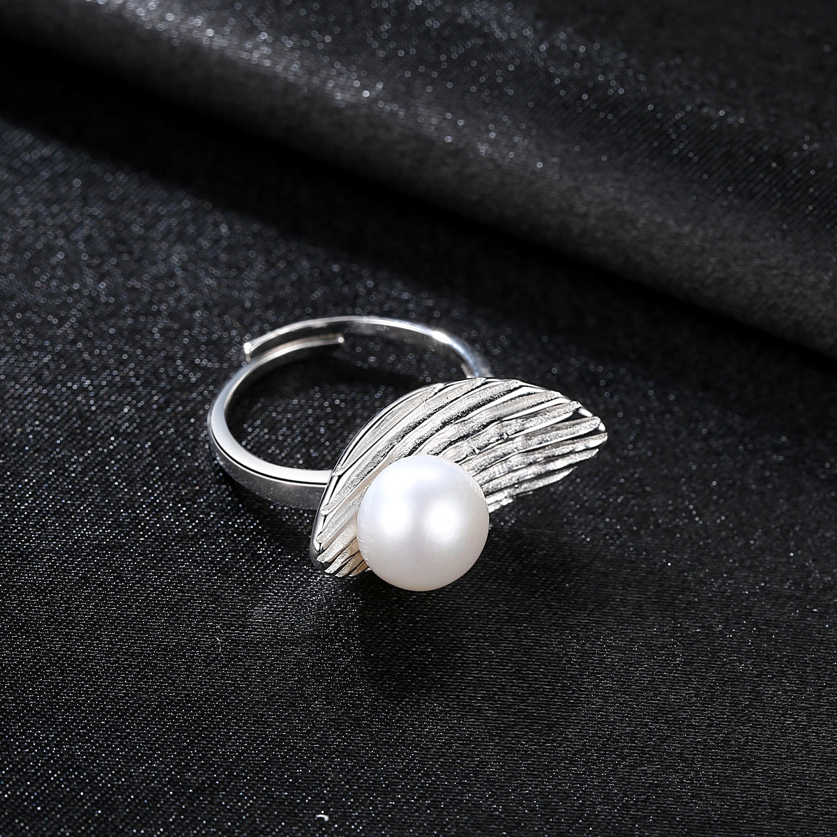 Feather Glow Ring