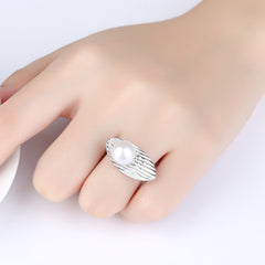 Feather Glow Ring