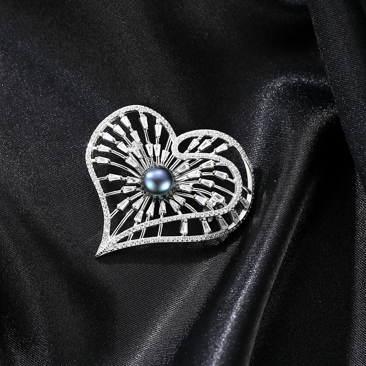 Charming Heart Brooch